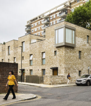 11 462 Dover Court Estate N118 indesa3